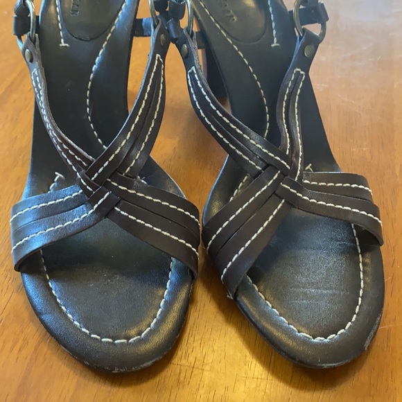 COLE HAAN Sz 8 1/2  Heel Sandals Brown EUC - Picture 3 of 10